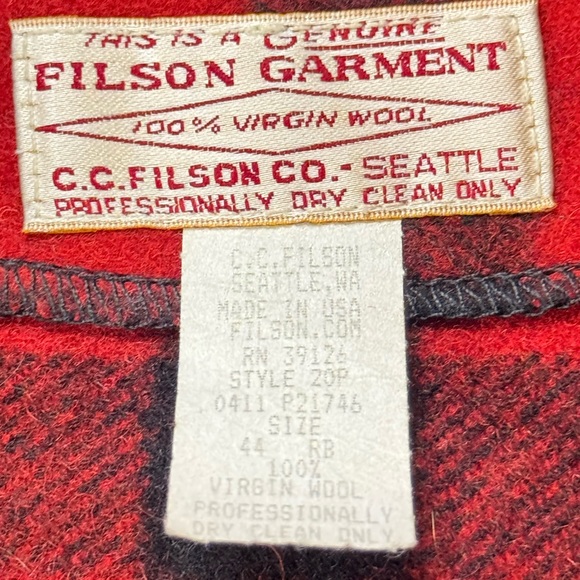 Filson Mackinaw Cruiser 100%Wool Vest Mens44 Red Black Buffalo Plaid Made In USA - Picture 3 of 5